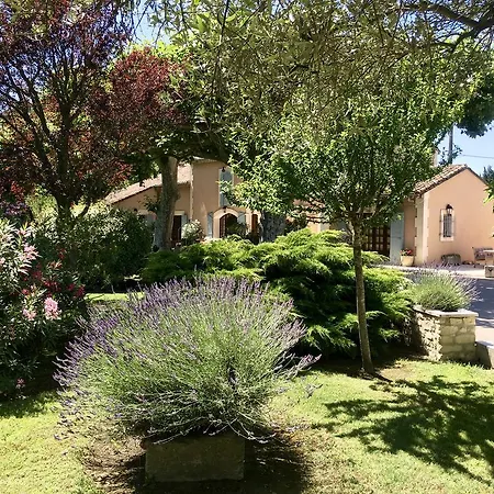 Bed & Breakfast Mas St Jean Noves